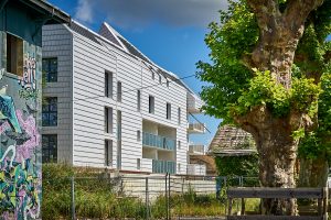 L'Atelier Cambium & Olgga Architectes ont livré Parvis Orion à Bastide Niel