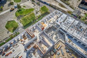 A+Architecture construit une école & des logements étudiants à Bastide Niel