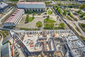 A+Architecture construit une école & des logements étudiants à Bastide Niel